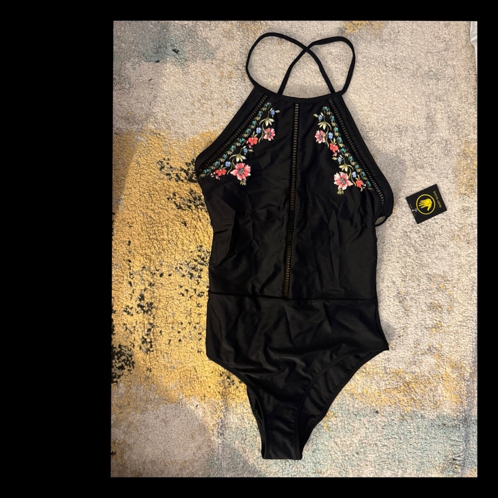 NWT Body Glove Black Floral One Piece Swimsuit Size Small